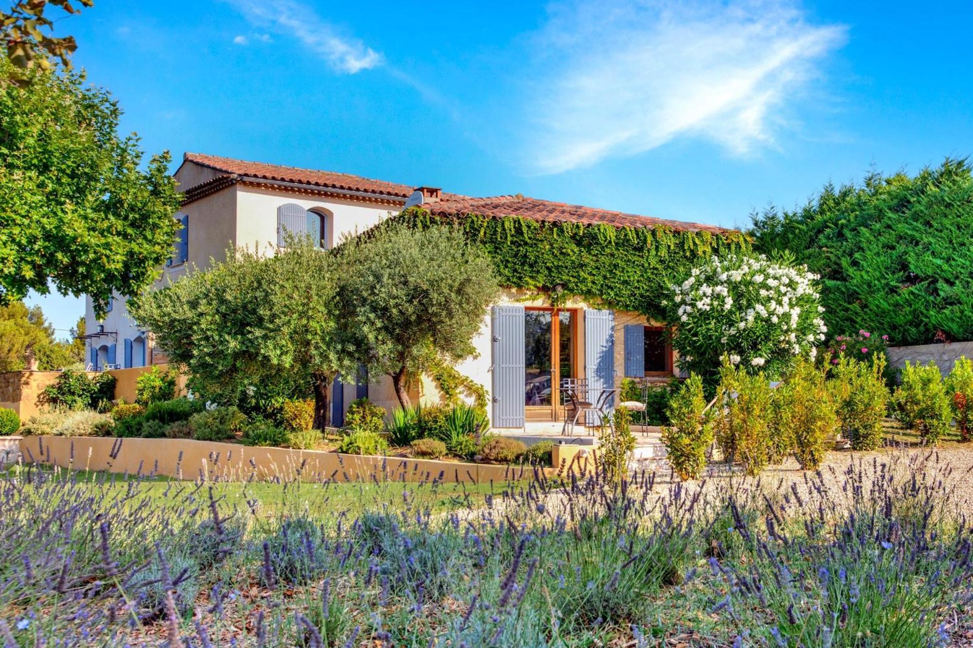 Appartement I Bastide La Graviere I Electio Lourmarin Bagian luar foto